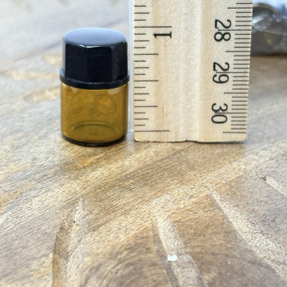 Young Living Lot Glass Bottles Rollers Droppers Pipettes Labels Passive Diffuser - Picture 10 of 16